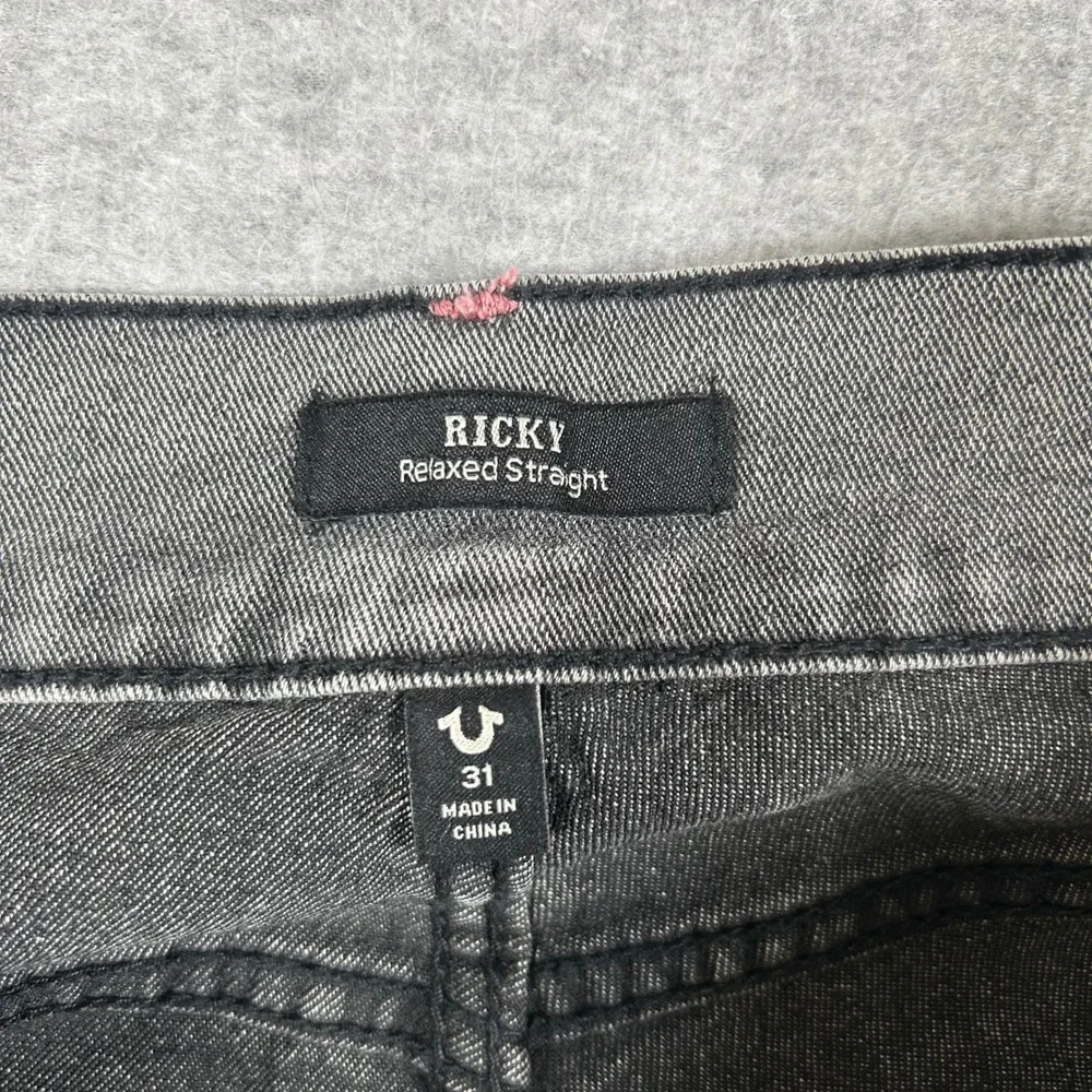 True Religion Ricky Relaxed Straight Jeans Mens 31x34 Gray Wash‎ Distressed NEW